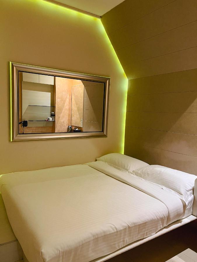 Fragrance Hotel - Viva Singapore Exterior photo